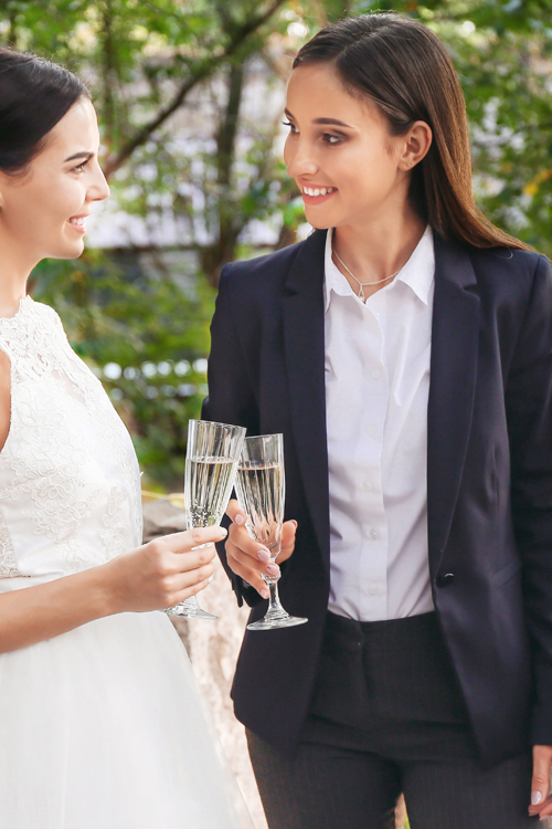 Hochzeitsanzug Frau ab EUR 309.-